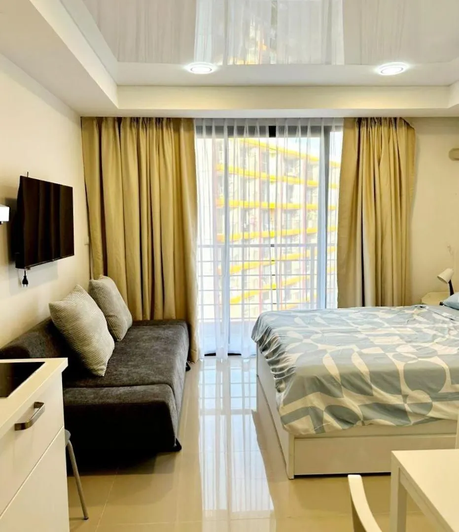 New Apartment In 777 Beach Condo contacts